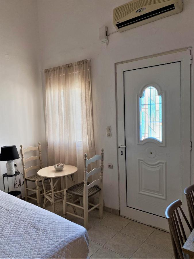 Olympios Apartment At Myrtos 1 Minute From The Beach エクステリア 写真
